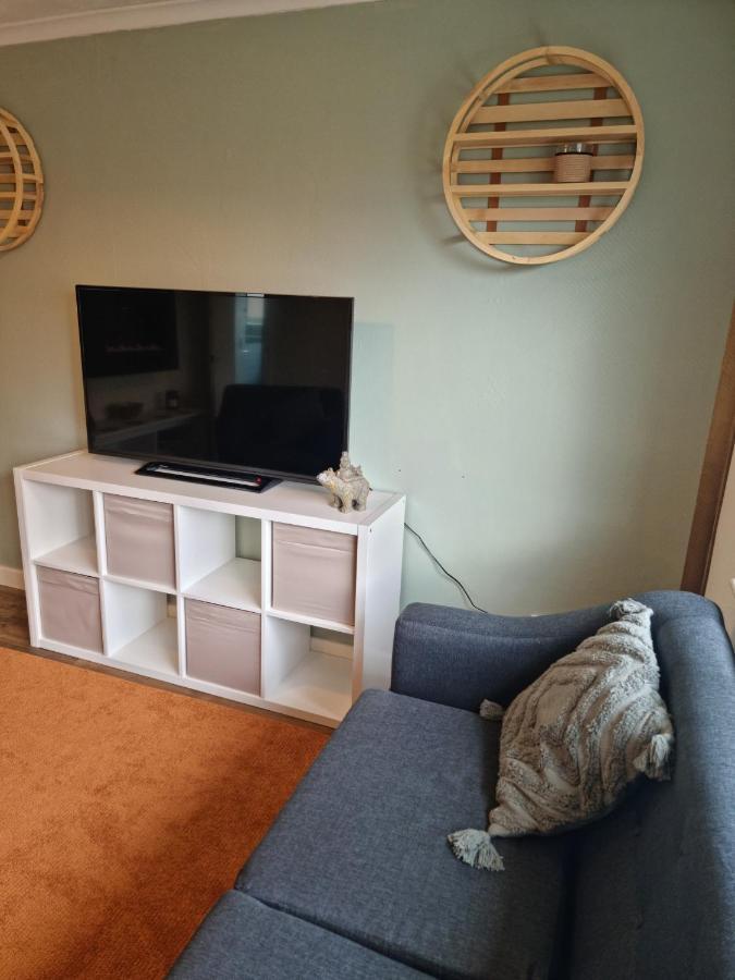 Lovely 2 Bedroom Serviced Apartment With Parking Mansfield Zewnętrze zdjęcie